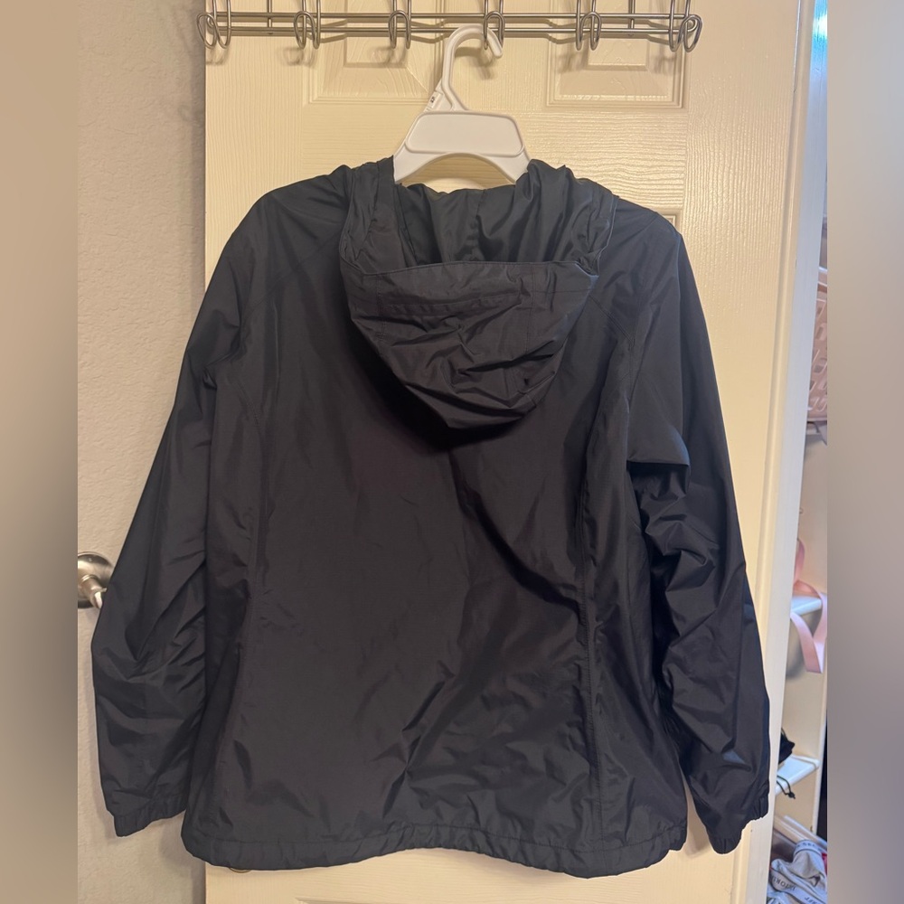 The North Face Women's DryVent Rain Jacket - Picture 4 of 6